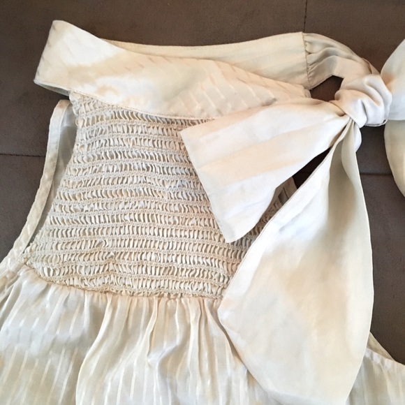 Vintage 2000’s Guess Top - Picture 3 of 7